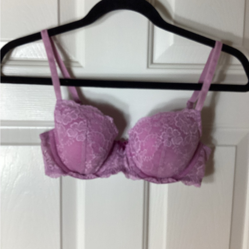 Victoria's Secret Pink Lace Lightly Padded Bra Sz 34C